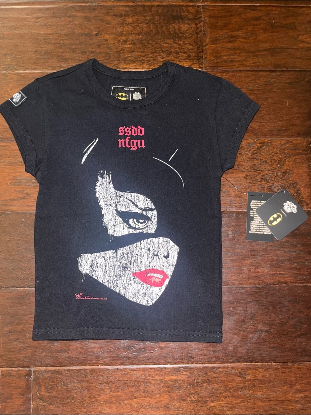 Darc Sport x Batman Girls' Black Catwoman Graphic Tee